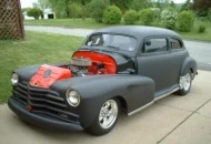 1947 Chevrolet, 472 cu.in. Cadillac engine, turbo 400 tras, 9" Ford Bronco rear axle, 2:87 rear gears. Car is chopped 3.5", hood is sectioned 1.5", with 102 louvers. 